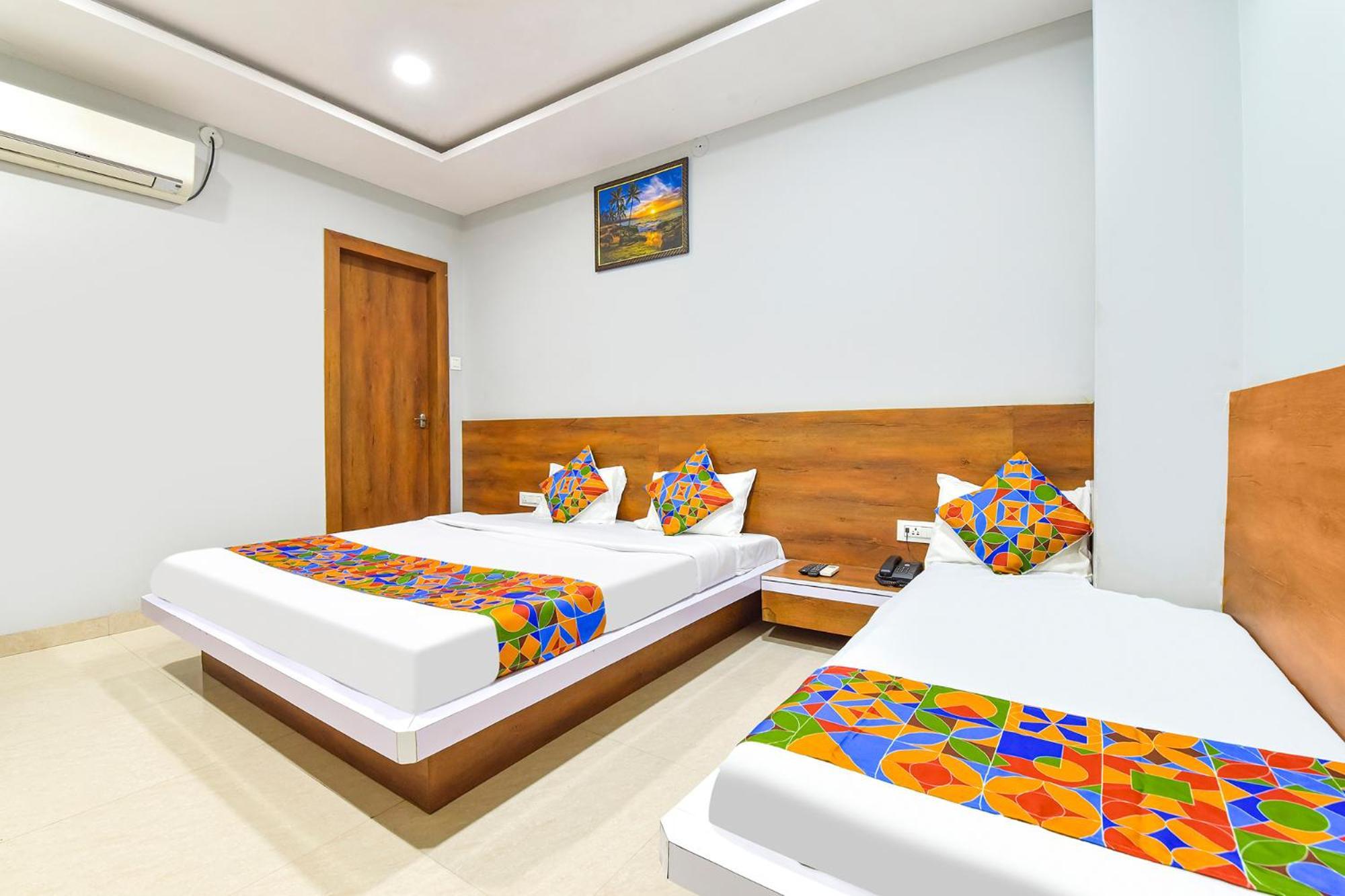 Fabhotel Raghumani Palace Ujjain Buitenkant foto